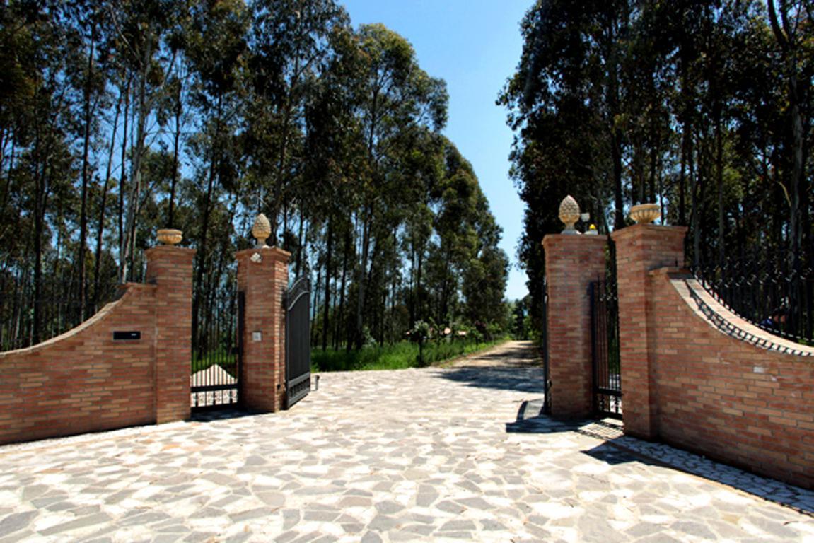 Il Nibbio Reale Country House Rocca d'Evandro Ngoại thất bức ảnh